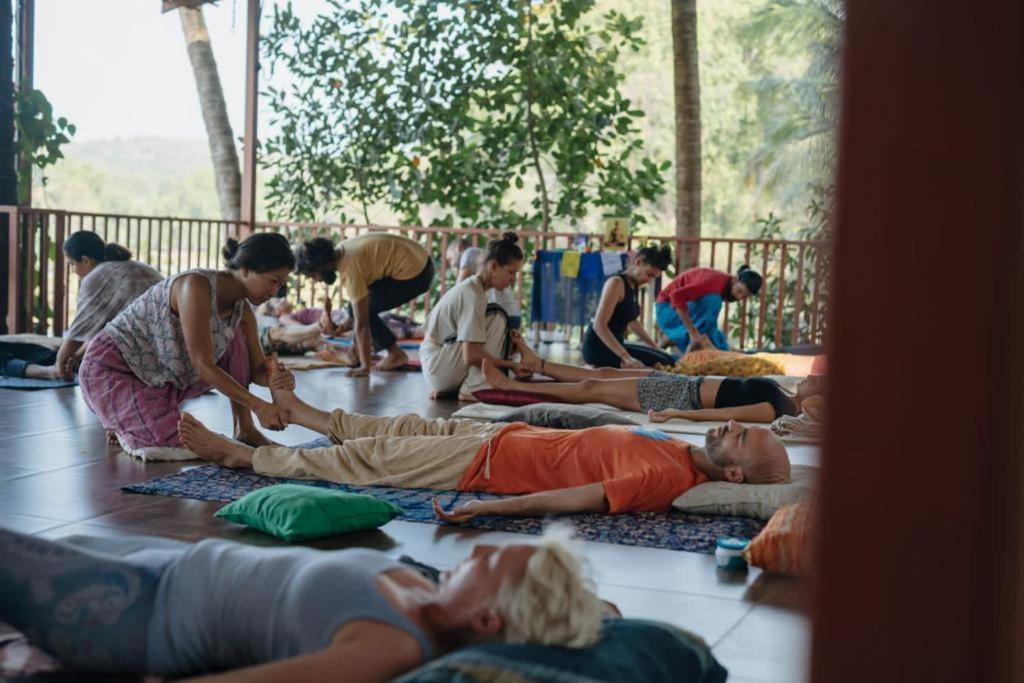 Kayan!V Resort Mandrem Buitenkant foto